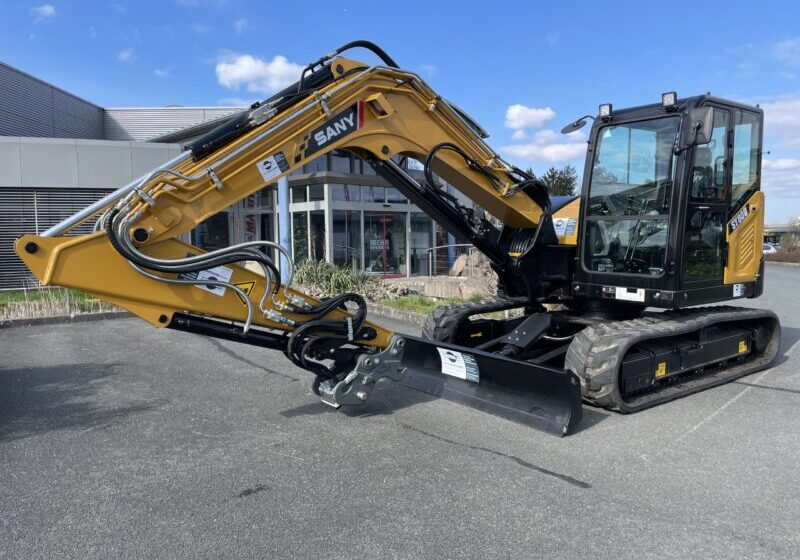 SANY SY80U Kurzheckbagger mit Kabine